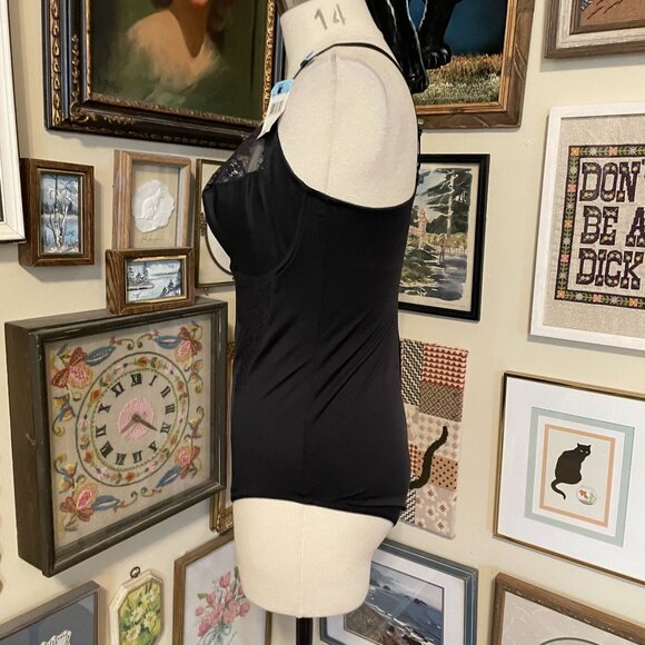 NWT Supportive & Comfortable Maidenform Black Lace Trim Shapewear Bodysuit 42C - Picture 2 of 5